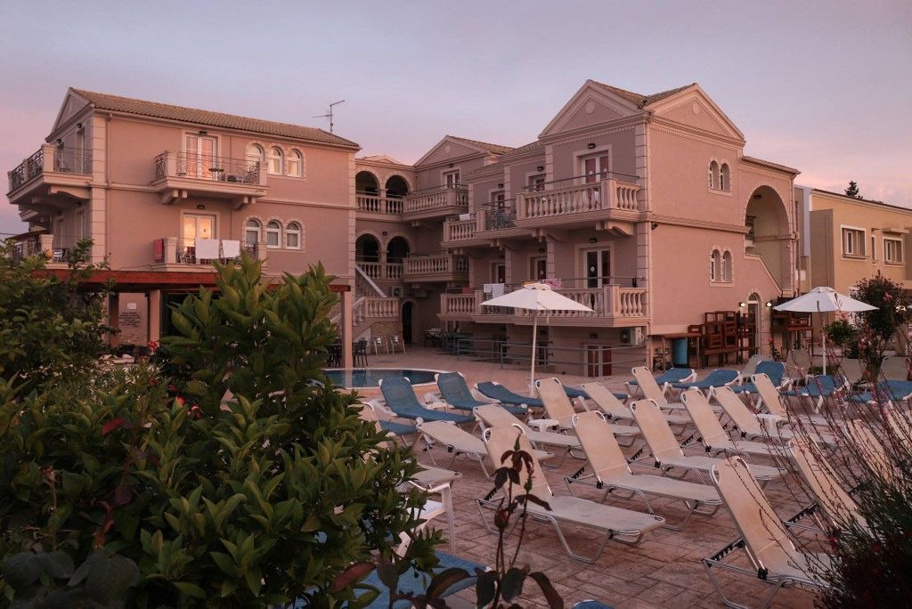 Ekati Hotel Kavos Ngoại thất bức ảnh